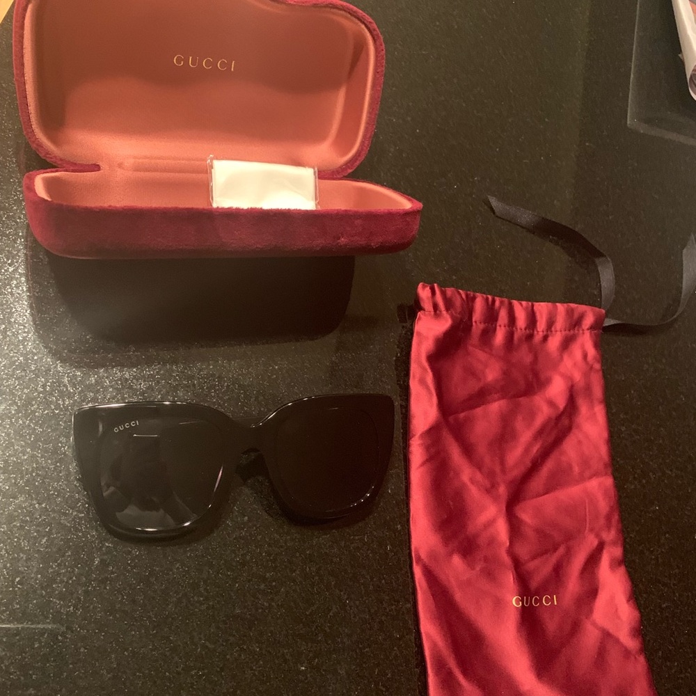 Gucci sunglasses - cat eye